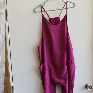 No Brand Purple Strappy V-Neck Racerback Jumpsuit w/ 2 Large Front Pockets